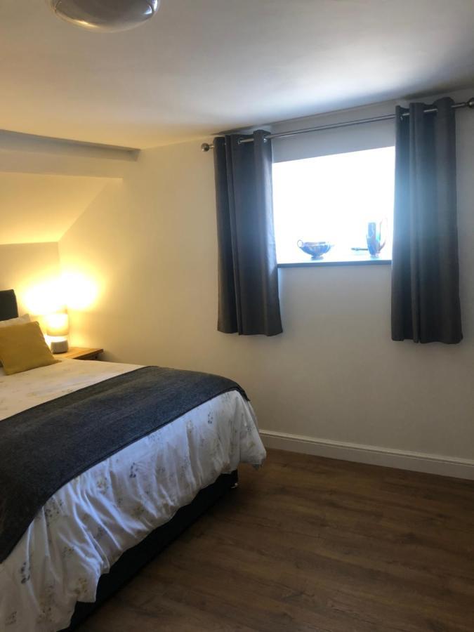 The Nest @ Ji-Binc, A Large Spacious Apartment. Denbigh Buitenkant foto