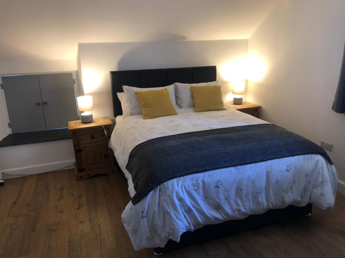 The Nest @ Ji-Binc, A Large Spacious Apartment. Denbigh Buitenkant foto